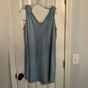 Blue shift dress with tie